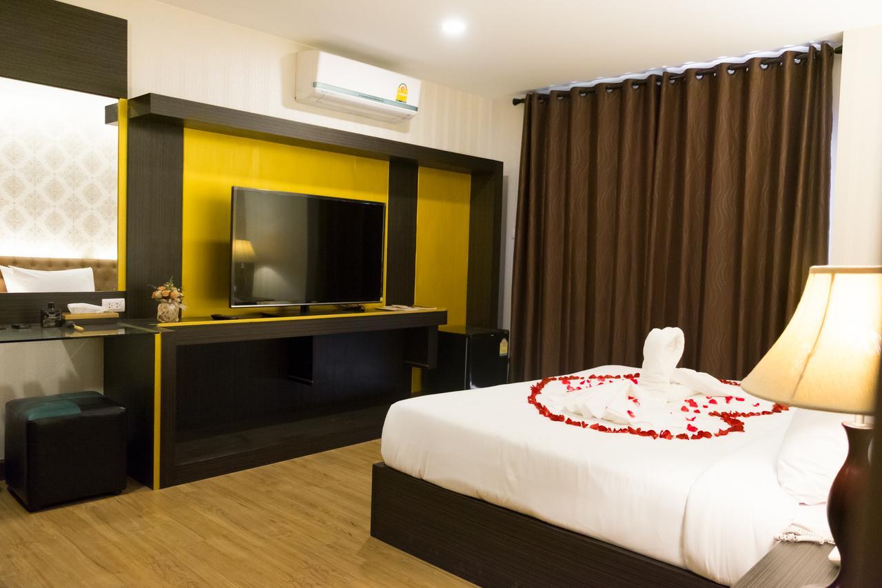 The Y Boutique Hotel Chiang Mai Exterior photo