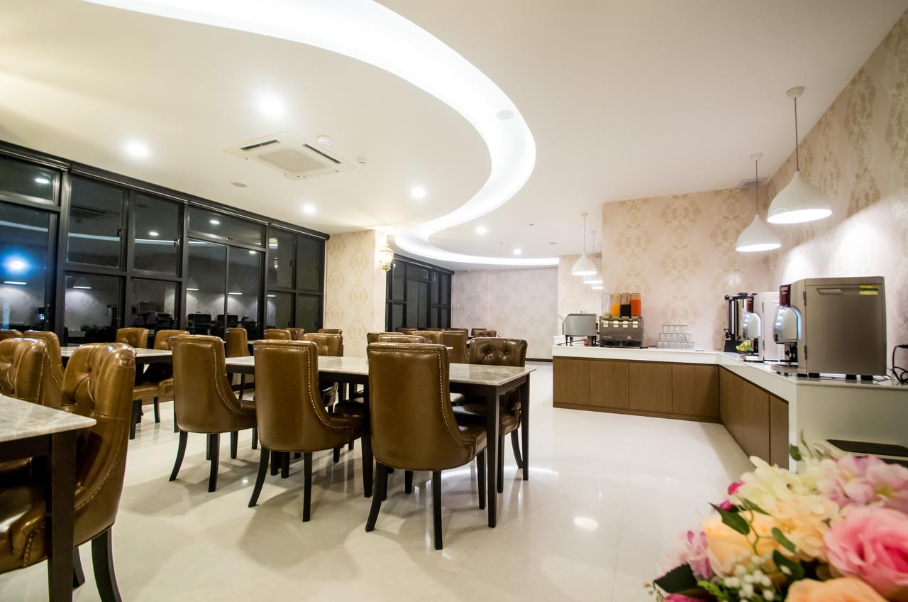 The Y Boutique Hotel Chiang Mai Exterior photo